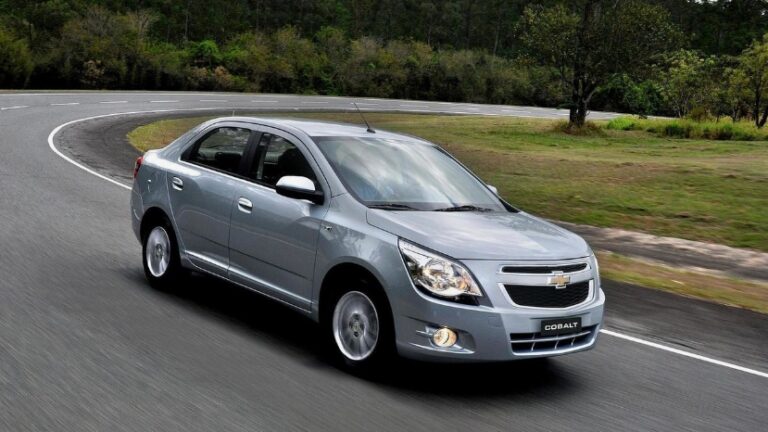 2026 Chevrolet Cobalt Pictures