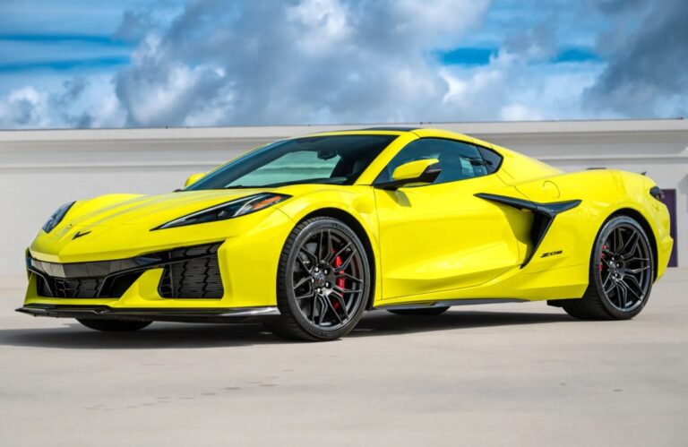 2027 Chevy Corvette Z06 Coupe Configurations