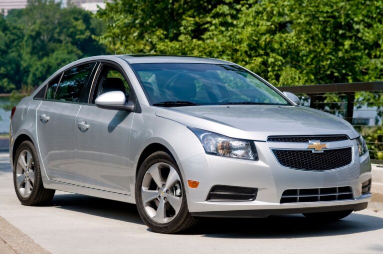 2027 Chevrolet Cruze Review
