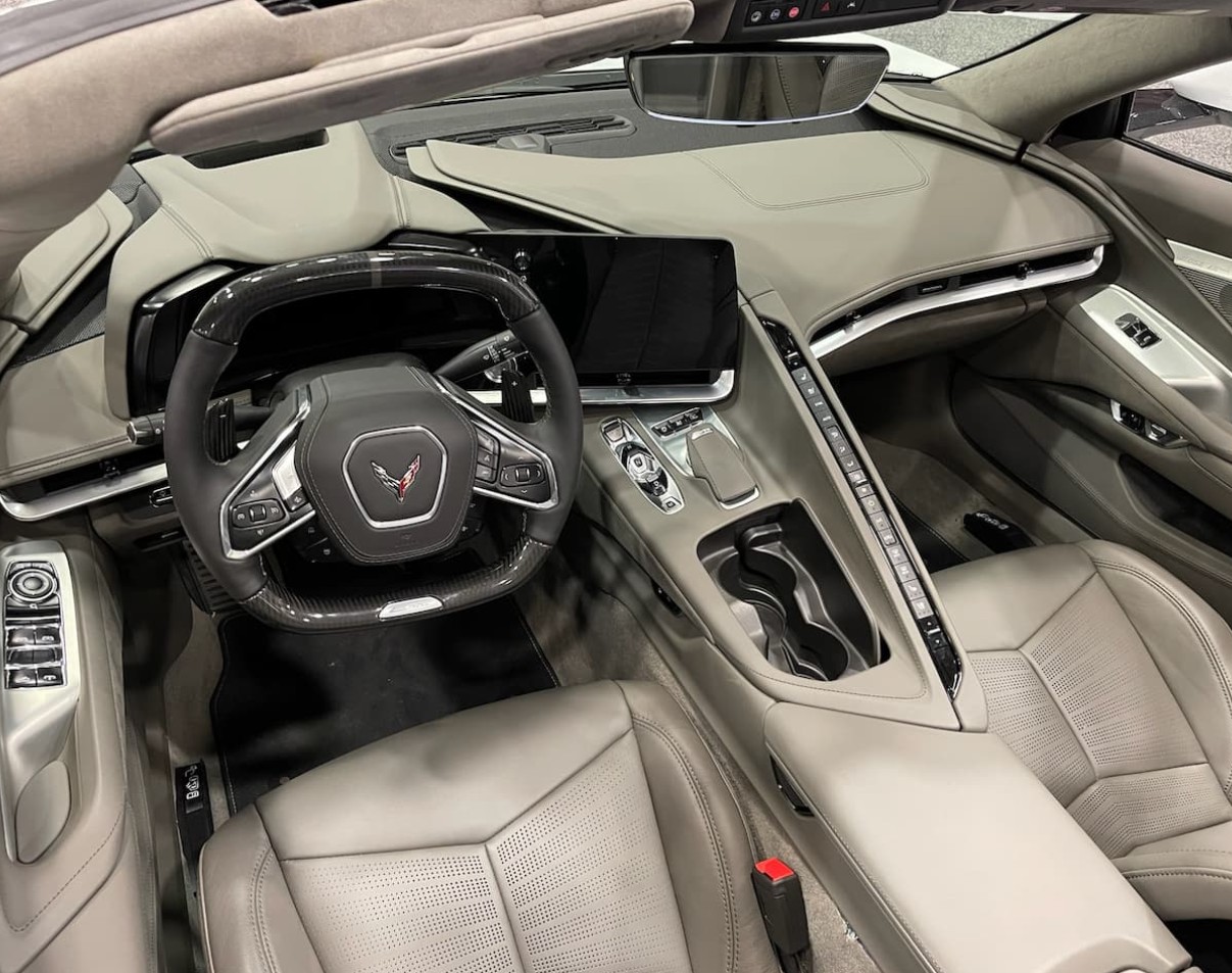 2027 Chevy Corvette E-Ray Performance